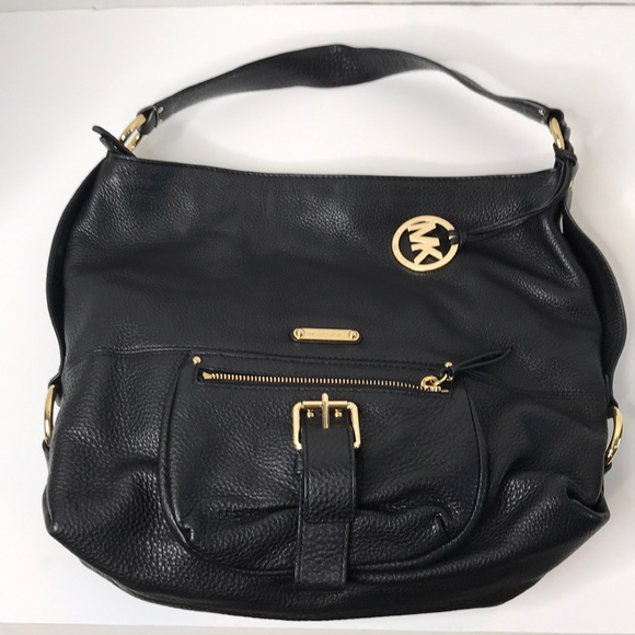 Michael Kors Handbags - Michael Kors Black Leather Shoulder Bag